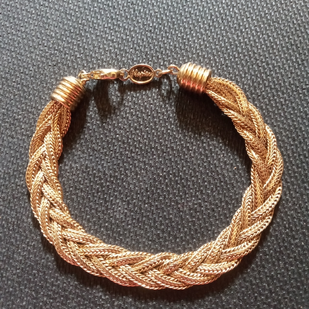 VTG Signed Napier Gold Bracelet